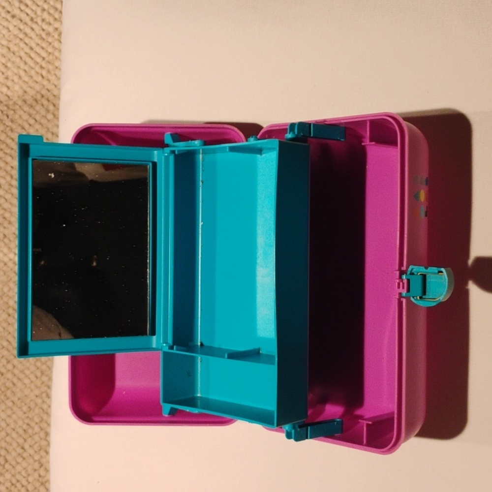 Vintage caboodle - Picture 2 of 3